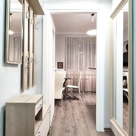 Tanners' Bridge Apartment *