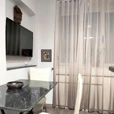 Tanners' Bridge Tiran