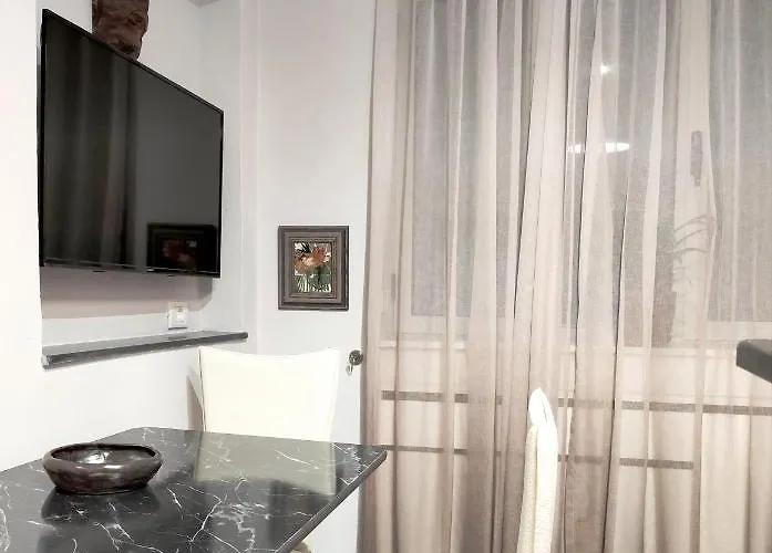 Tanners' Bridge تيرانا