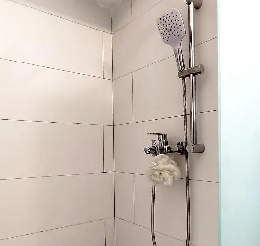 Tanners' Bridge تيرانا